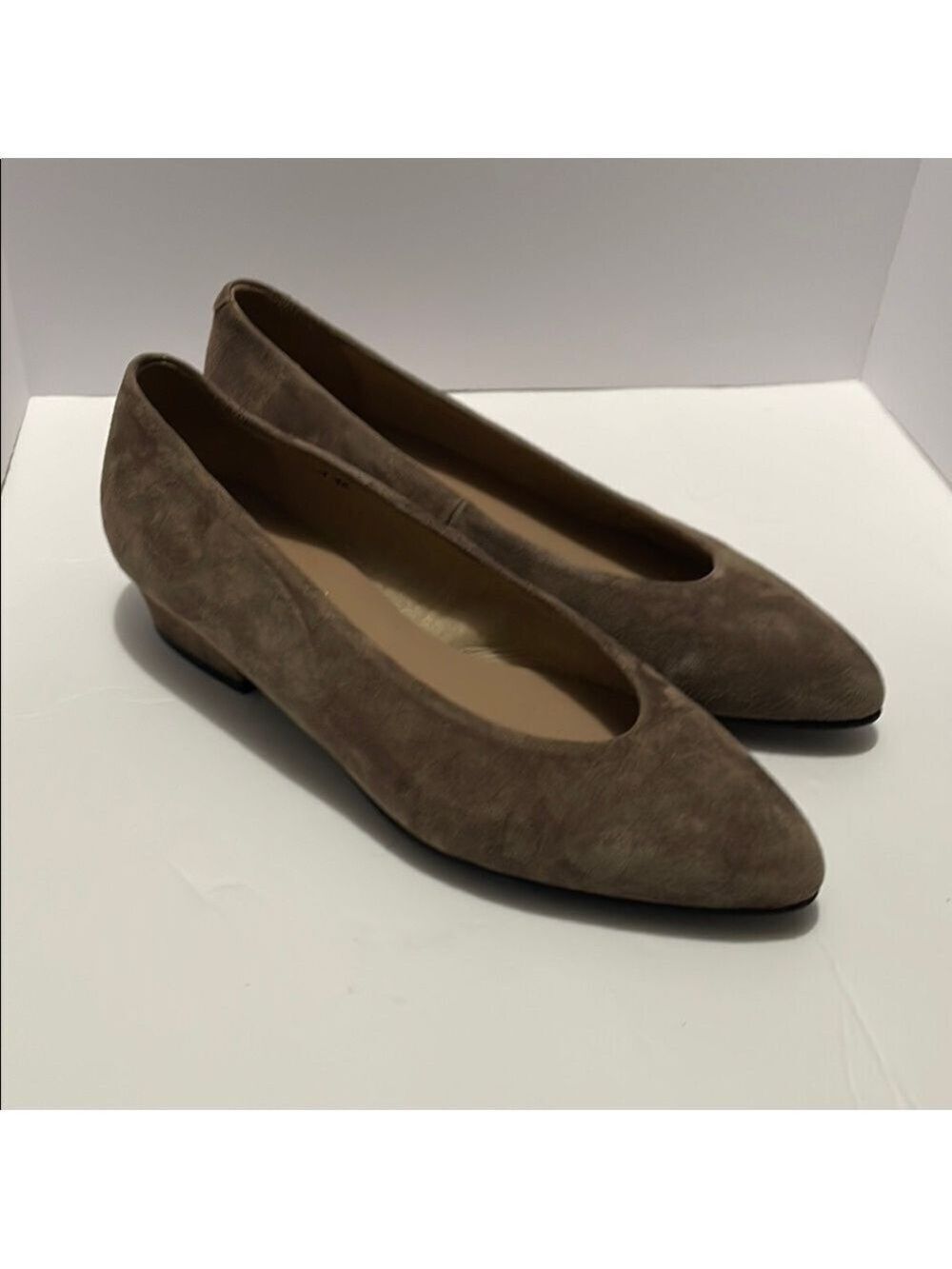 Sesto Meucci Suede Tan Women's Flats Sz 7.5M